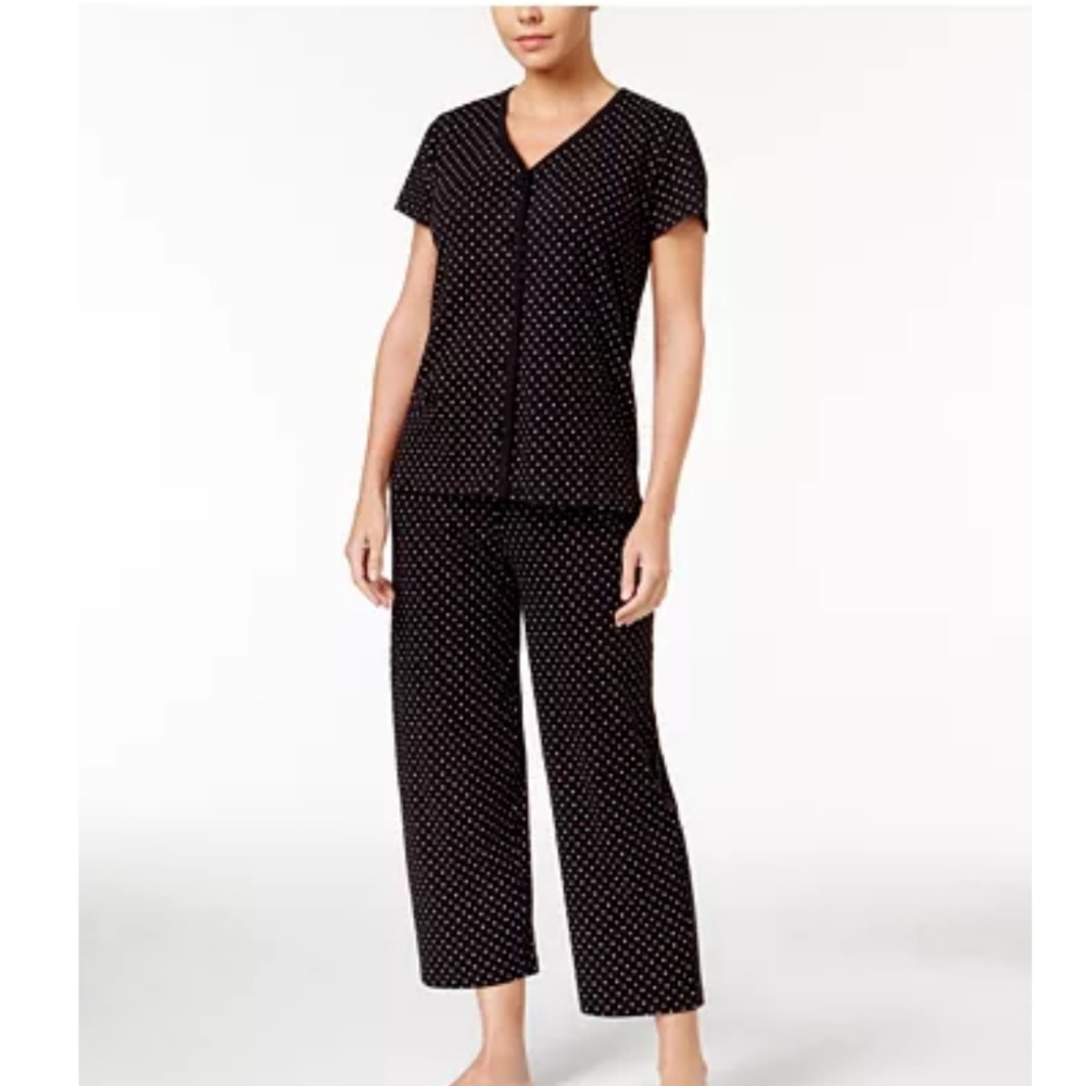 CHARTER CLUB PAJAMA SET.